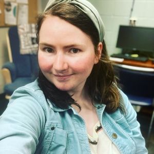 Meet your Posher, Ana-Brit